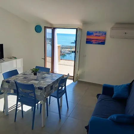 La Perla Del Mare * Pisciotta